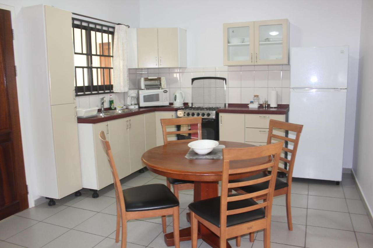 Rachel'S Apartments Paramaribo Pokoj fotografie